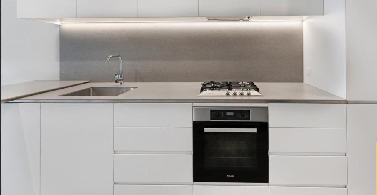 Readyset Apartments On Southbank Boulevard Melbourne Eksteriør bilde